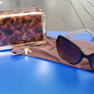 Like New! Tory Burch sunglasses